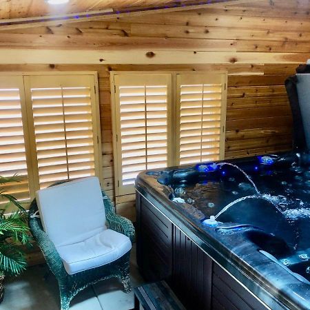 Blue Bear Den 3Br 2Ba Dtc Private Apt Hot Tub ภายนอก รูปภาพ