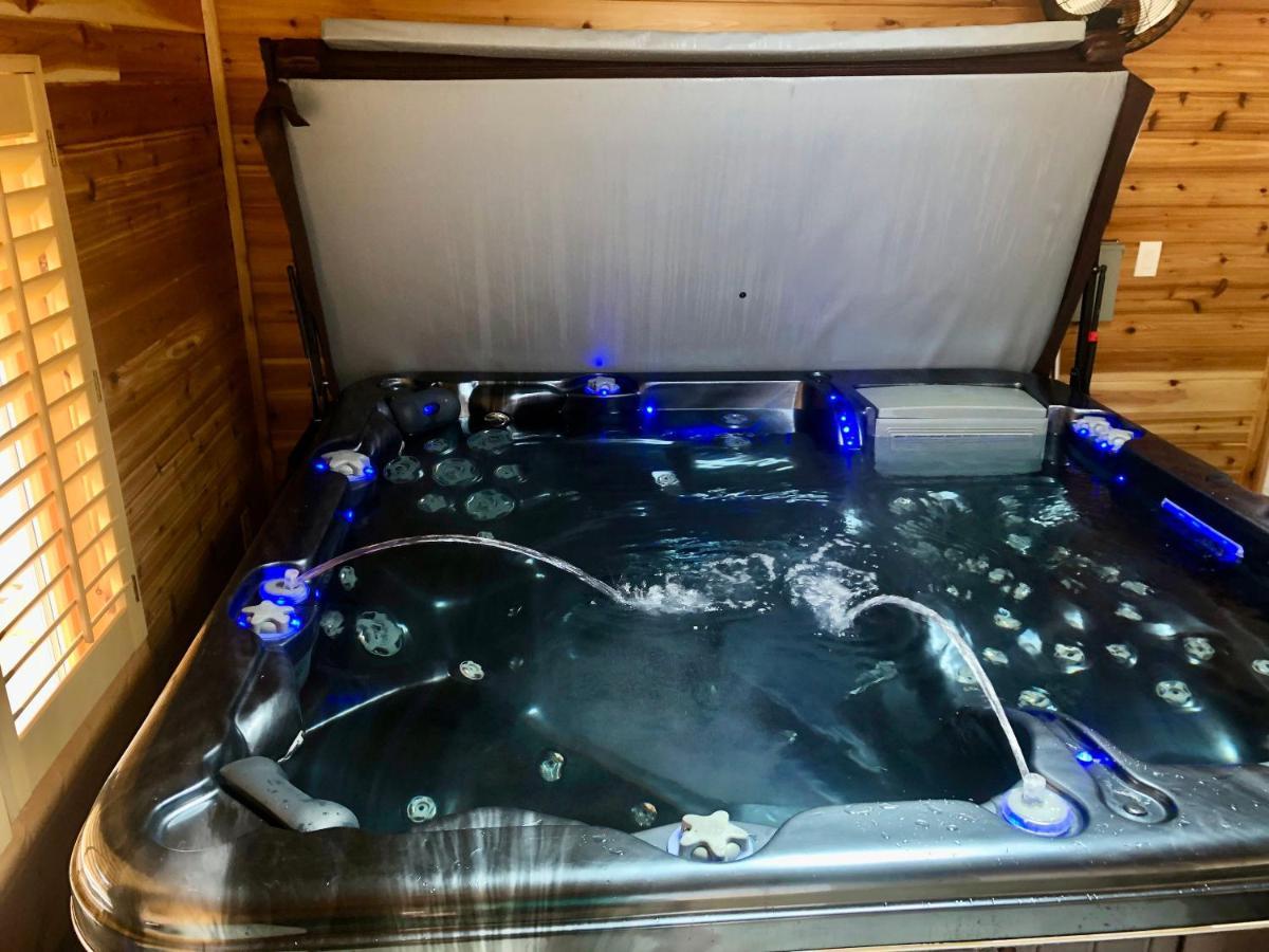 Blue Bear Den 3Br 2Ba Dtc Private Apt Hot Tub ภายนอก รูปภาพ