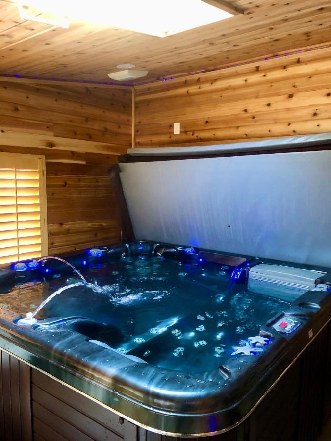 Blue Bear Den 3Br 2Ba Dtc Private Apt Hot Tub ภายนอก รูปภาพ