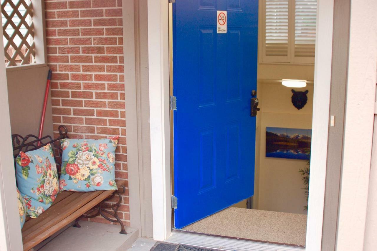 Blue Bear Den 3Br 2Ba Dtc Private Apt Hot Tub ภายนอก รูปภาพ